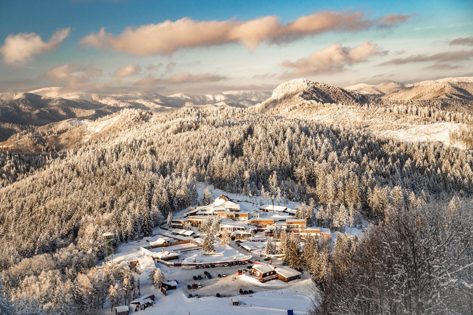 Hotel Sachticka บันสกาบิสตรีตซา ภายนอก รูปภาพ