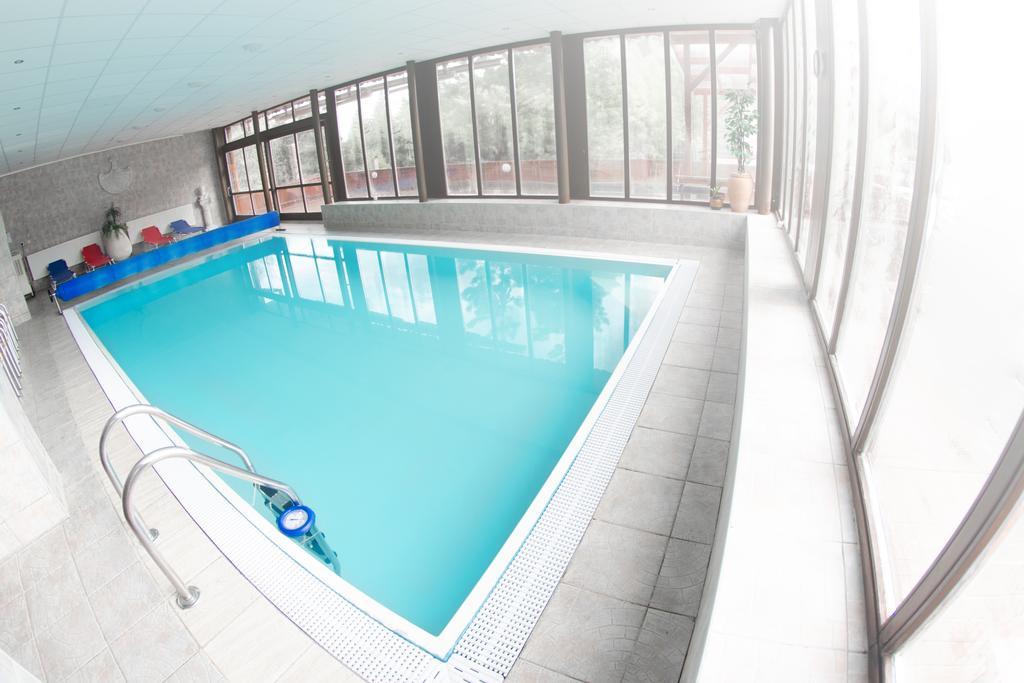 Hotel Sachticka บันสกาบิสตรีตซา ภายนอก รูปภาพ